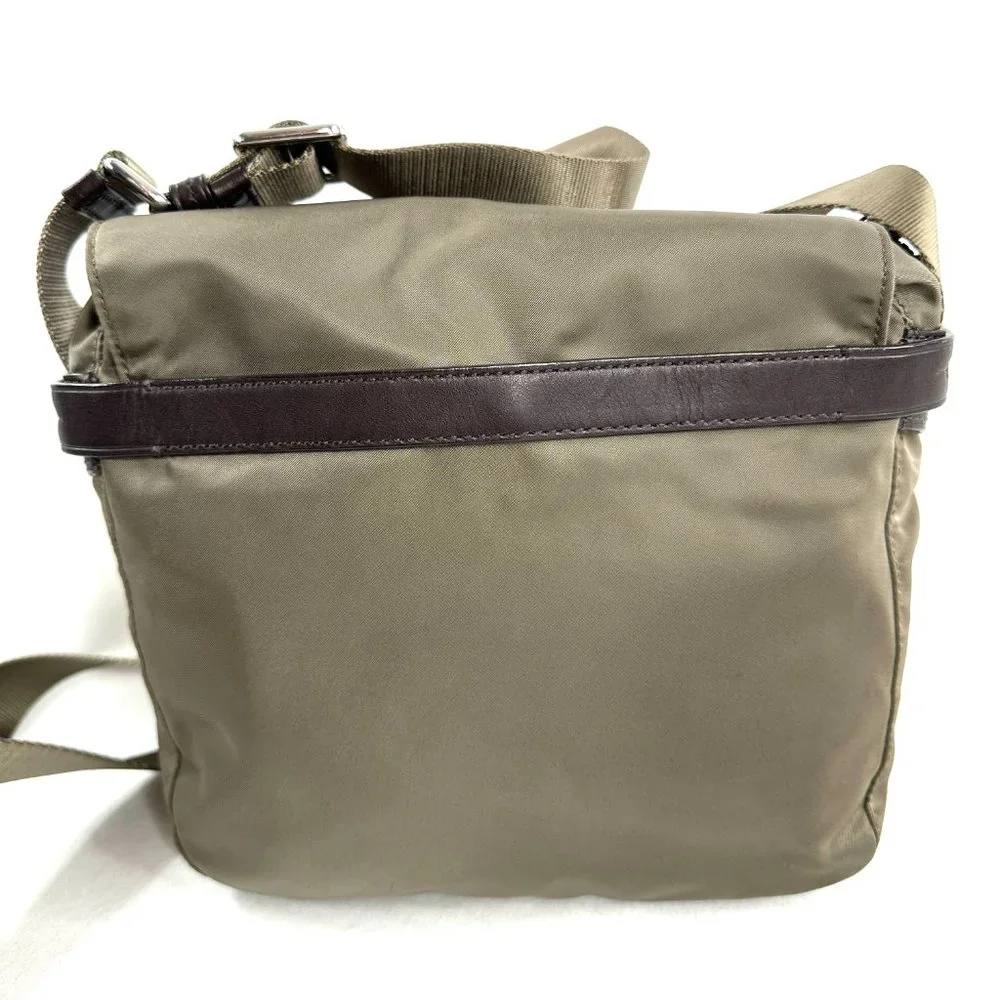 Tumi Taupe Olive Green Ballistic Nylon Small Crossbody Bag Travel Business